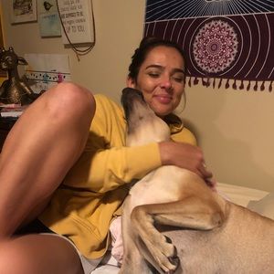 Meet your Posher, Alison